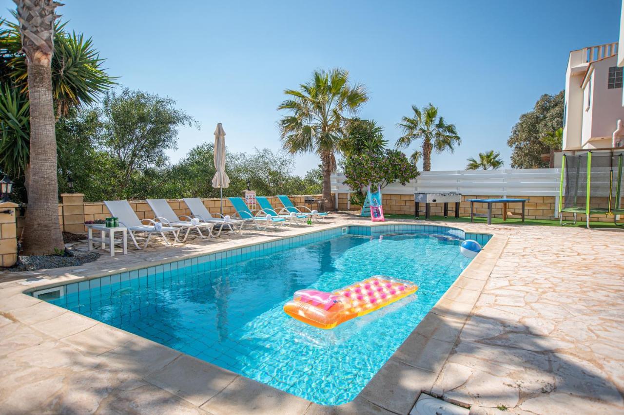 Ayia Napa Blue Villa מראה חיצוני תמונה